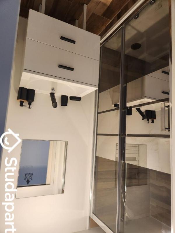 Chambre - 11 m² - 1 pièce