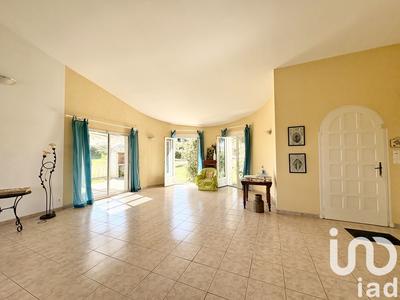 Maison - 198 m² - 6 pièces