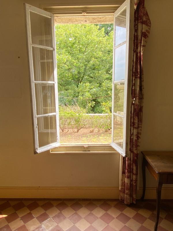 Demeure - 2 500 m² - 1 pièce