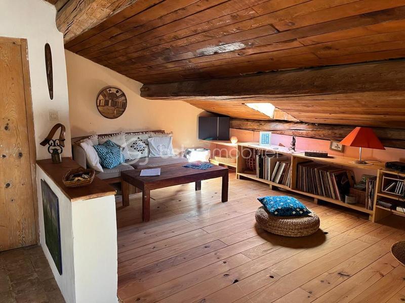 Maison ancienne - 383 m² - 12 pièces