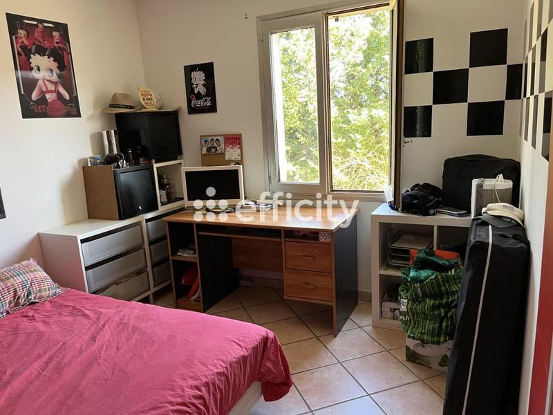 Maison - 257 m² - 7 pièces