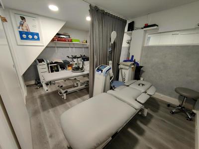 Local commercial - 113 m² - 5 pièces