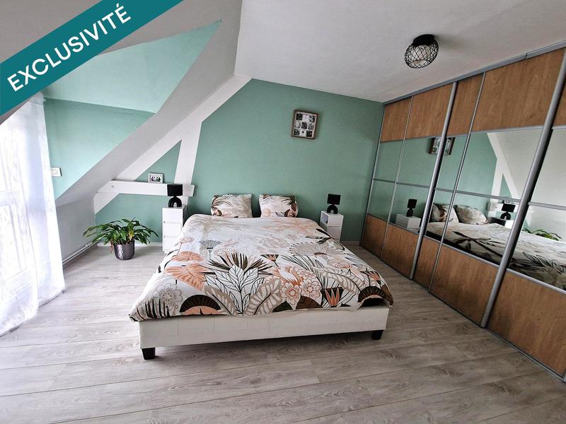 Maison - 225 m² - 7 pièces