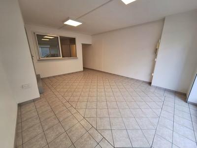 Bureau - 85 m² - 4 pièces