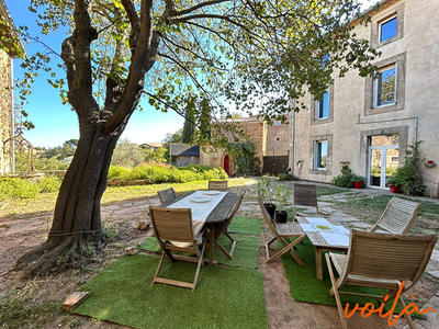 Maison - 430 m² - 10 pièces
