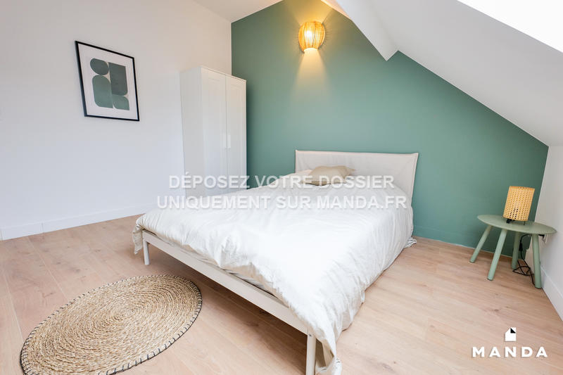 Chambre - 11 m² - 5 pièces
