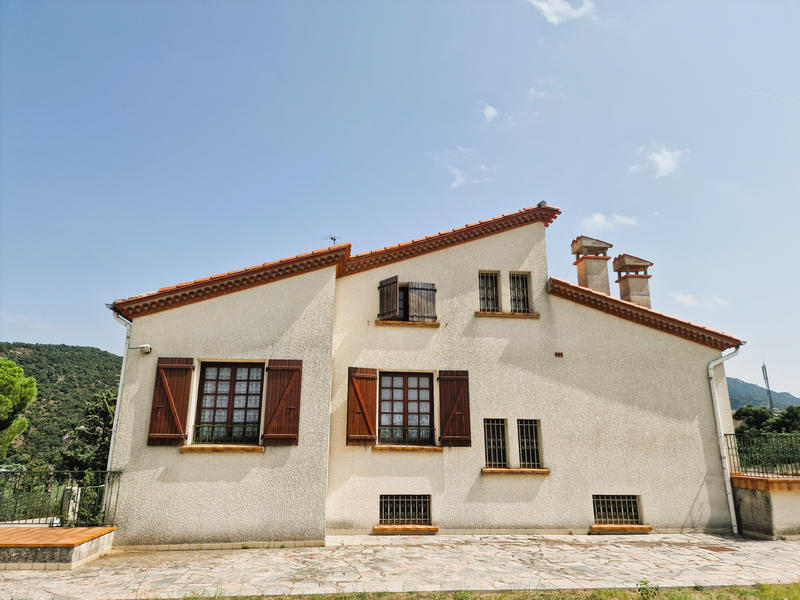 Maison - 200 m² - 6 pièces