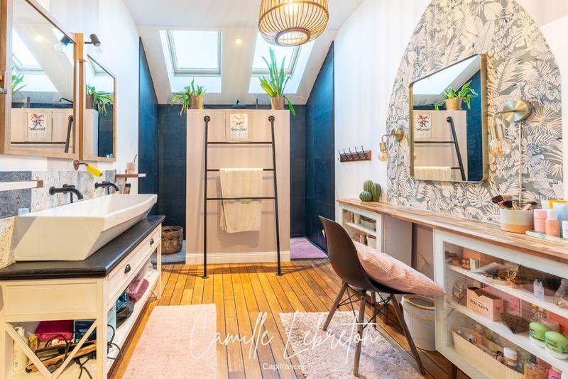 Maison - 176 m² - 6 pièces