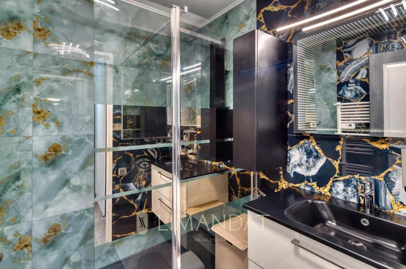 Appartement - 84 m² - 4 pièces