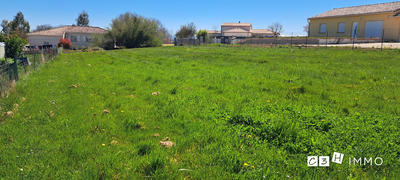 Terrain - 1 180 m²