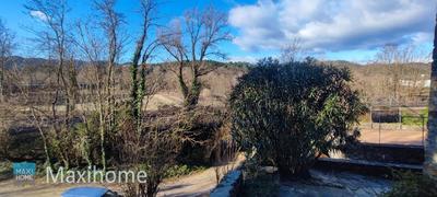 Mas - 415 m² - 16 pièces