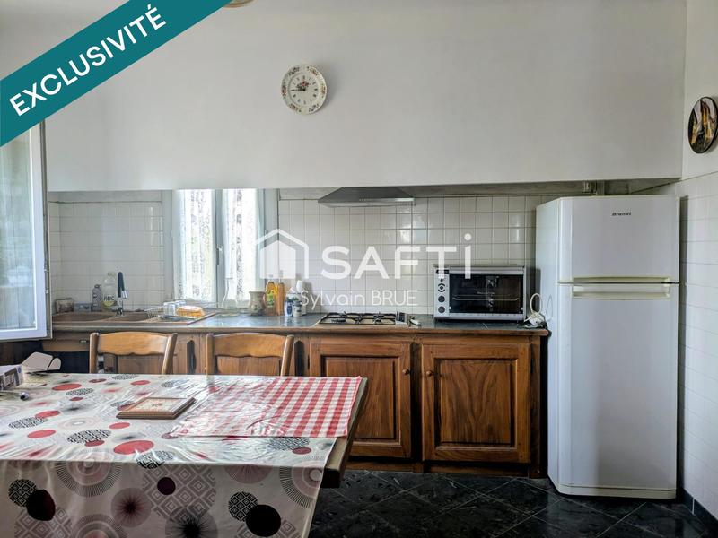 Maison - 157 m² - 8 pièces