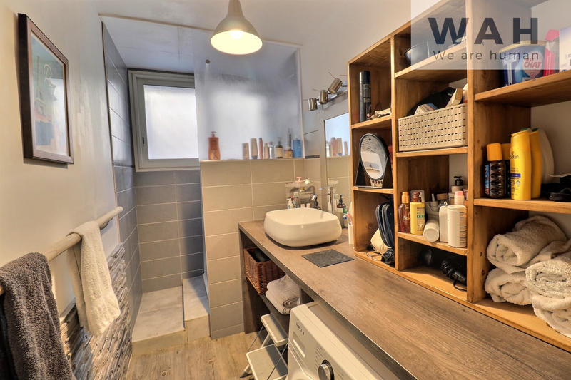 Appartement - 97 m² - 5 pièces