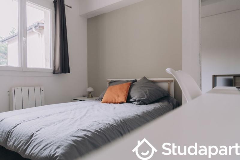 Chambre - 24 m² - 1 pièce