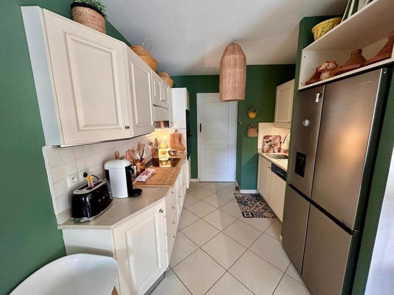 Appartement - 90 m² - 3 pièces