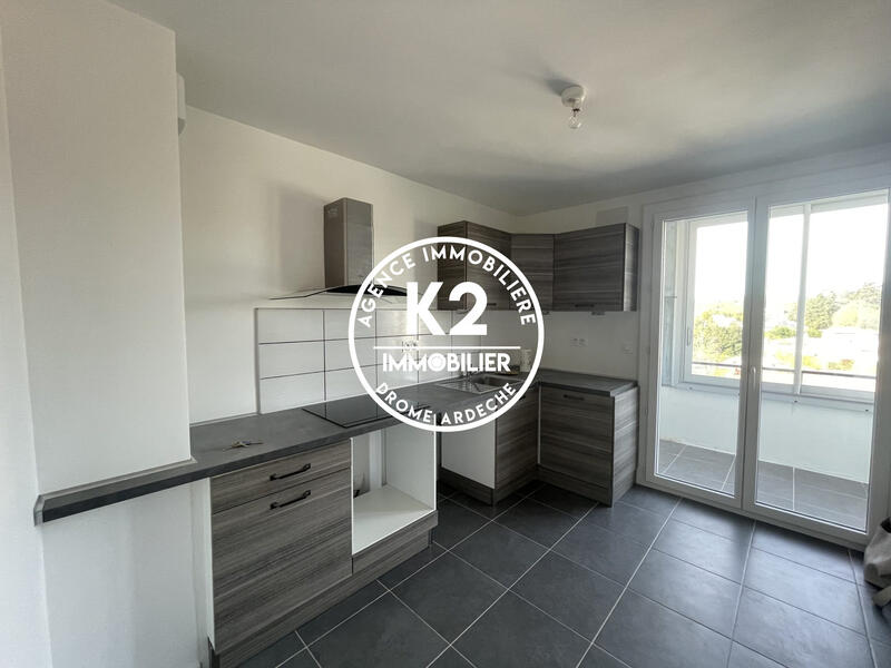 Appartement - 64 m² - 4 pièces