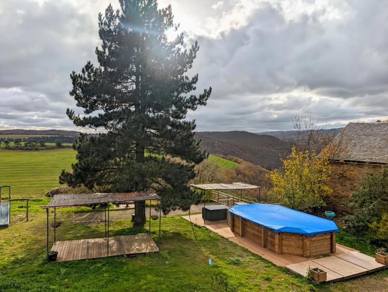 Corps de ferme - 340 m² - 12 pièces