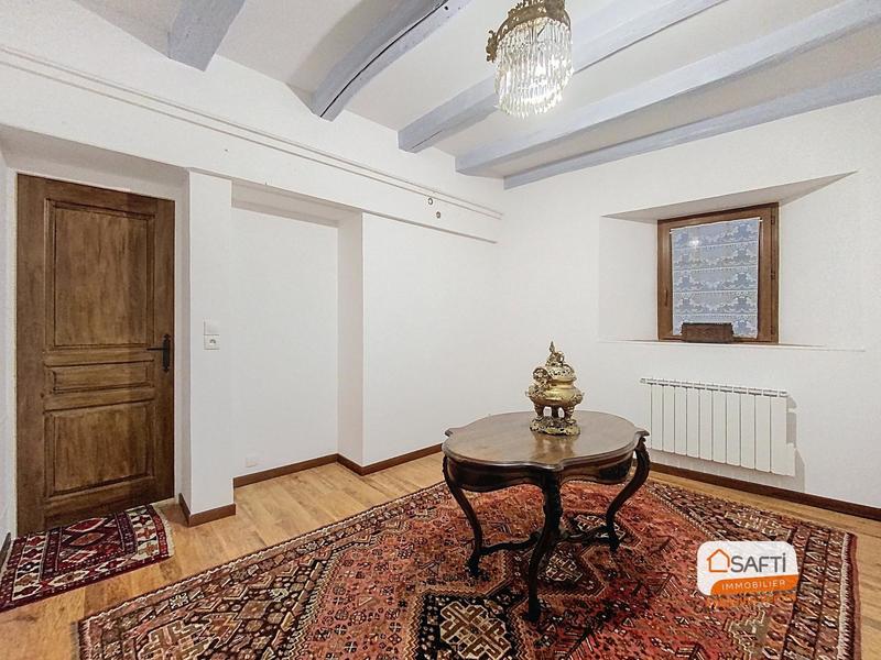 Maison - 290 m² - 10 pièces