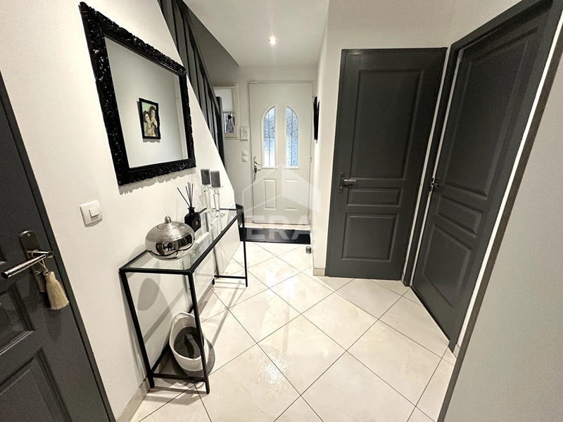 Maison - 155 m² - 6 pièces