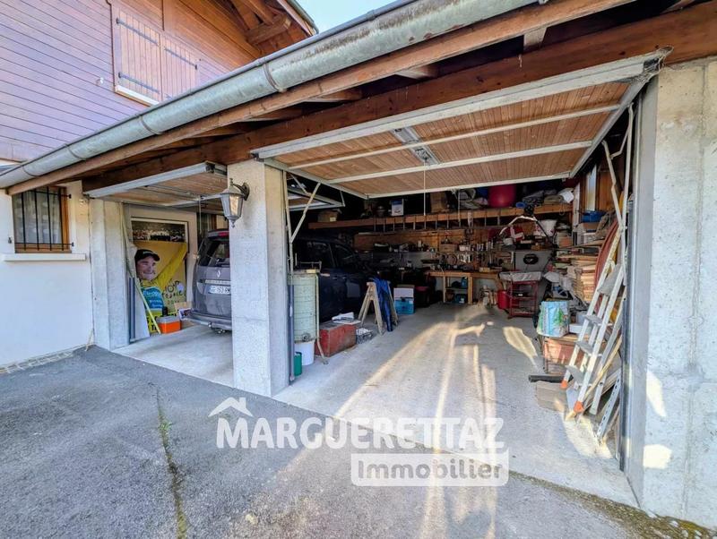 Maison de village - 240 m² - 6 pièces