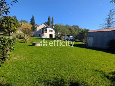 Maison - 140 m² - 7 pièces