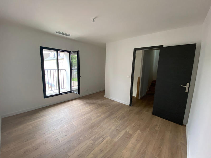 Maison - 102 m² - 4 pièces