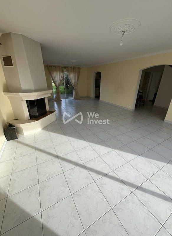 Maison - 254 m² - 12 pièces