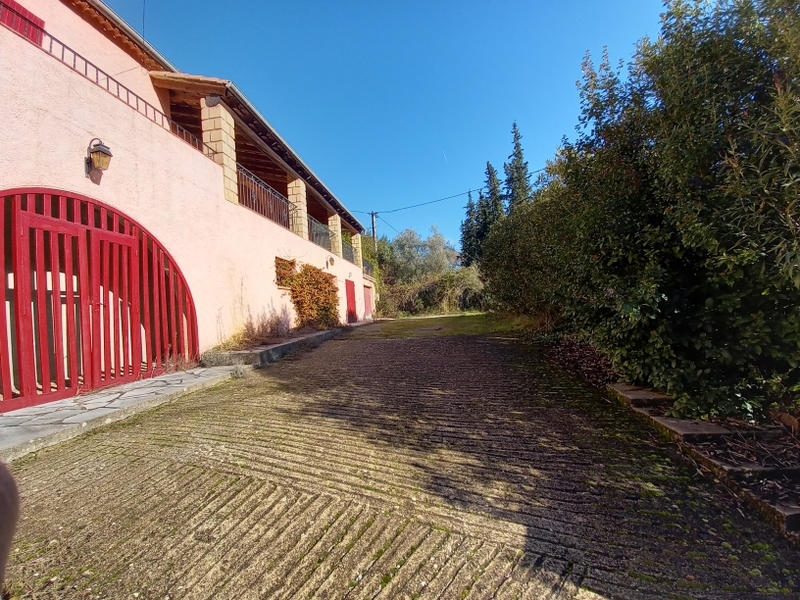 Villa - 173 m² - 5 pièces