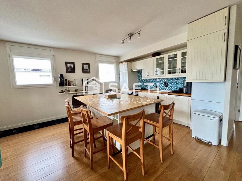 Appartement - 82 m² - 3 pièces