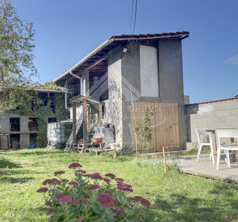 Maison - 170 m² - 8 pièces