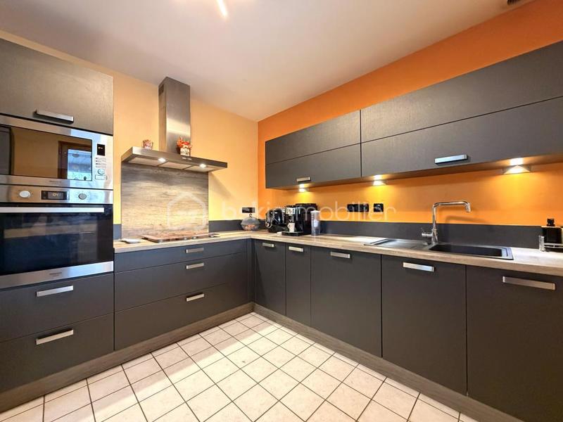 Maison traditionnelle - 118 m² - 5 pièces