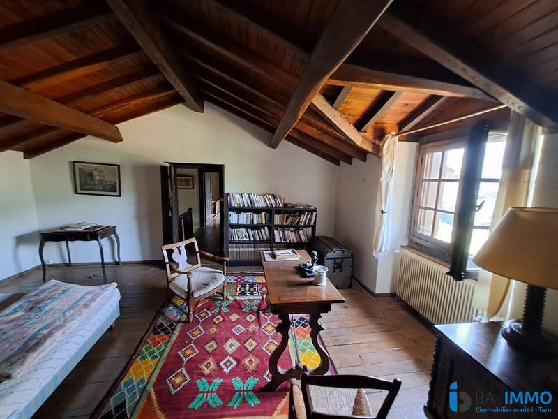 Maison - 195 m² - 6 pièces