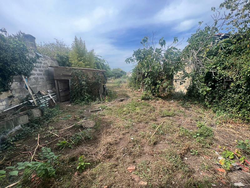 Maison - 100 m² - 1 pièce