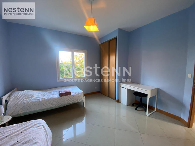 Maison - 235 m² - 7 pièces