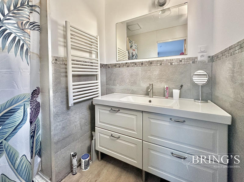 Maison - 97 m² - 6 pièces