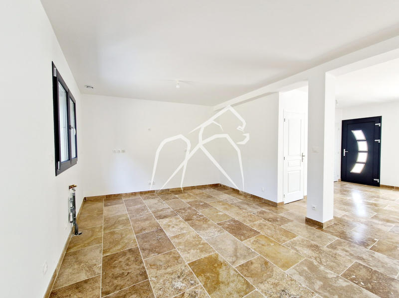 Maison - 91 m² - 5 pièces