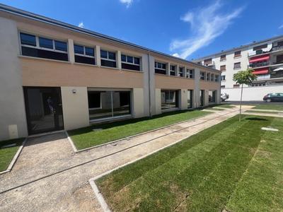 Maison - 89 m² - 4 pièces