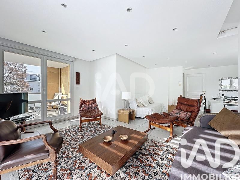 Appartement - 100 m² - 4 pièces