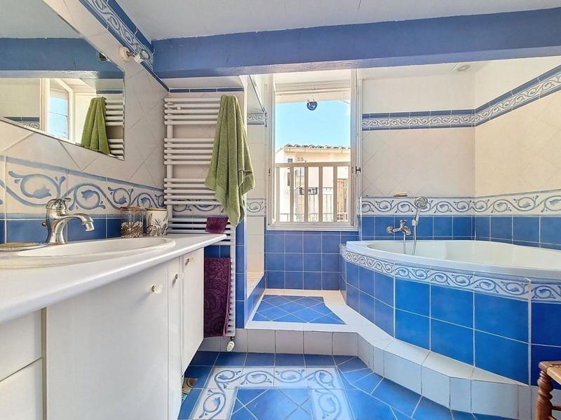 Maison - 90 m² - 3 pièces