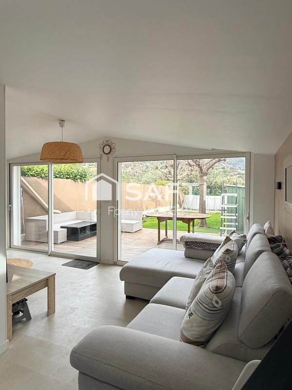 Maison - 98 m² - 4 pièces