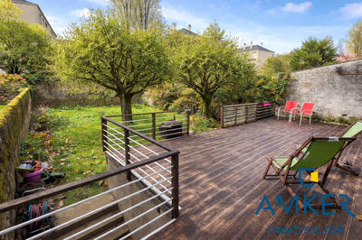 Maison - 190 m² - 7 pièces