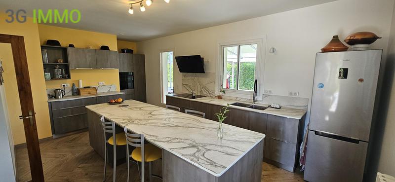 Maison - 144 m² - 5 pièces