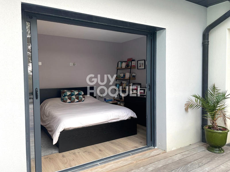 Maison - 251 m² - 8 pièces