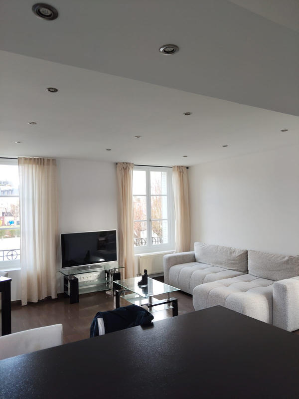 Triplex - 75 m² - 3 pièces