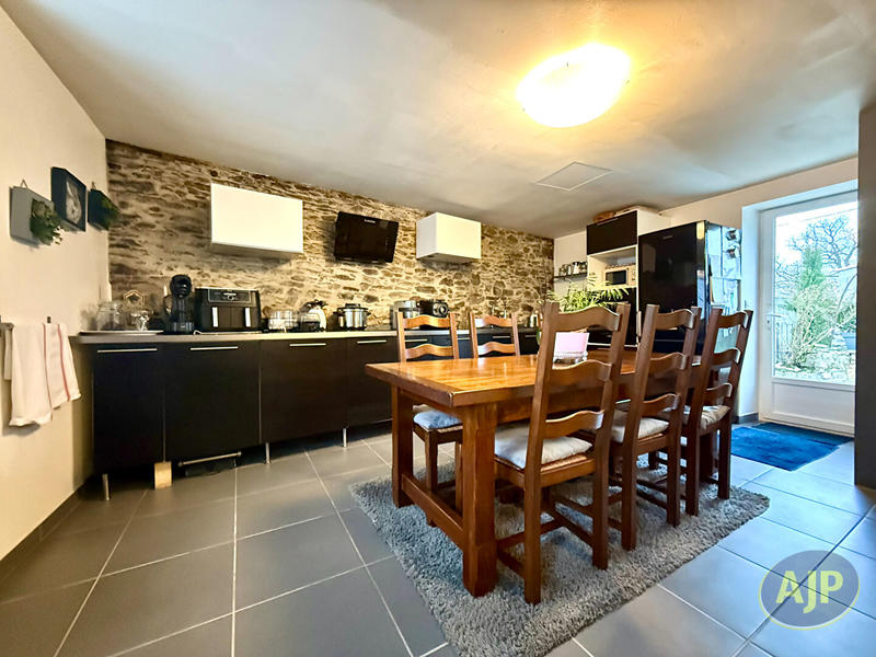 Maison - 73 m² - 3 pièces