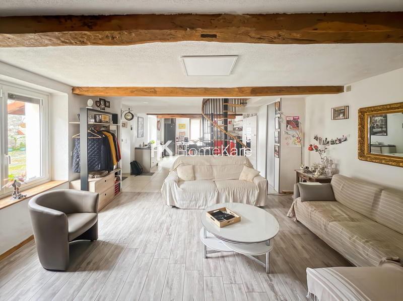 Maison - 190 m² - 7 pièces