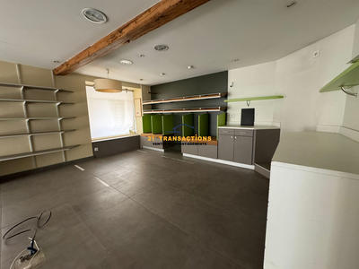 Fonds de commerce - 110 m²