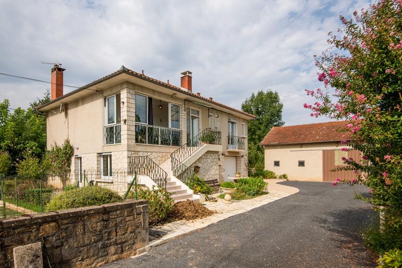 Maison - 144 m² - 6 pièces