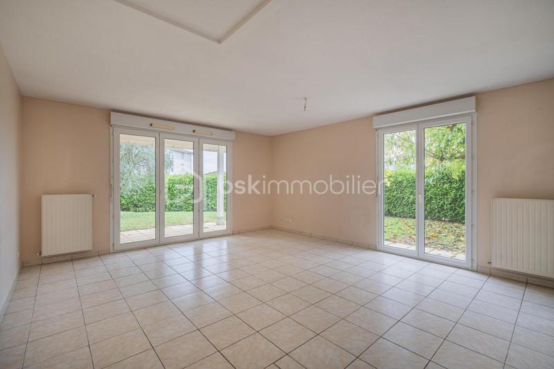 Maison jumelée - 94 m² - 4 pièces