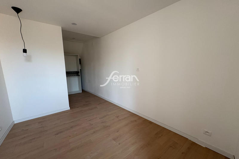 Appartement - 80 m² - 3 pièces